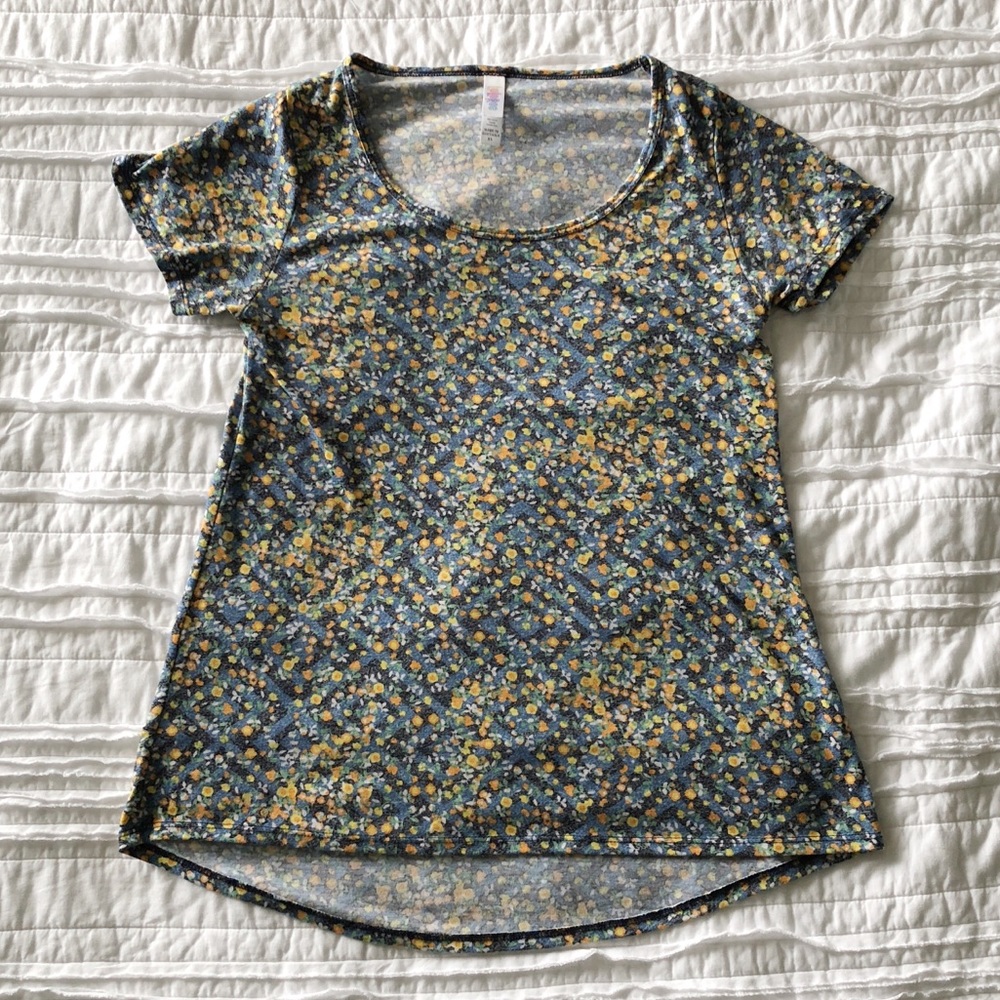 LuLaRoe classic T